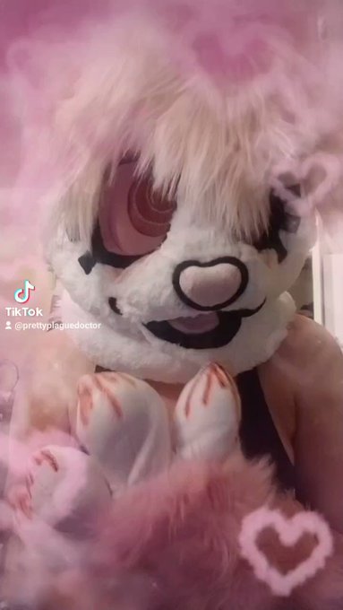 Sometimes I'm tempted to remake my tiktok, but... idk...😭 https://t.co/qfV3pYIdHV