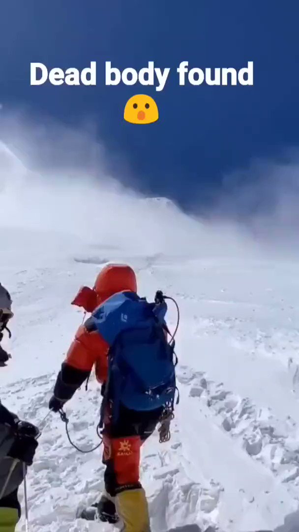 Pauline On Twitter Pour Beaucoup D alpinistes Le Mont Everest Est 