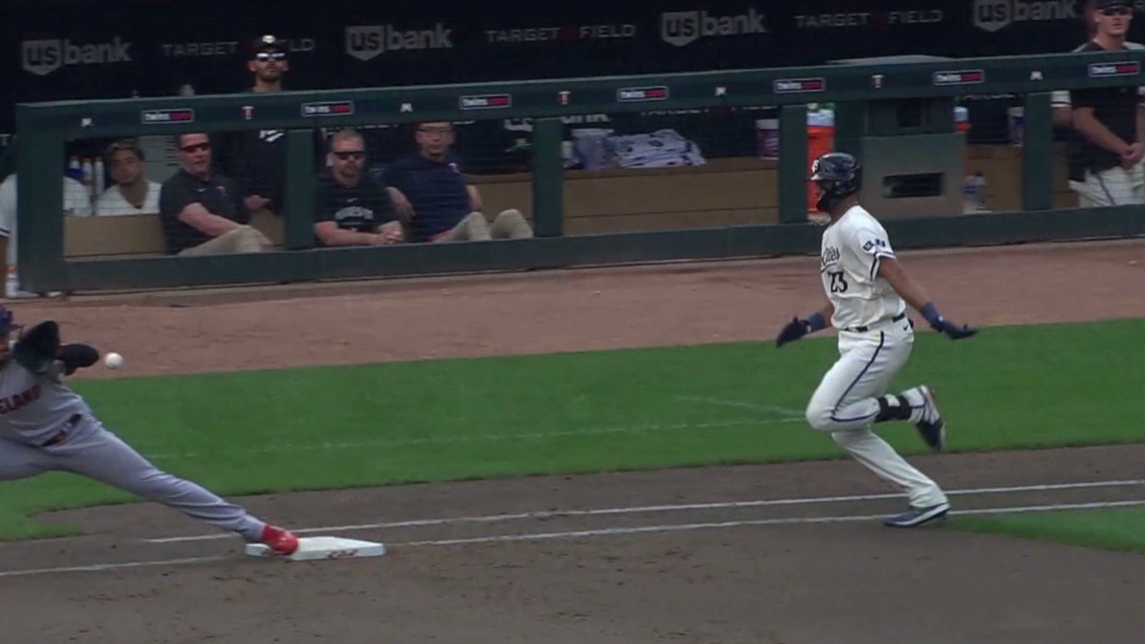 eddie-on-twitter-codifybaseball-what-s-strange-is-it-looks-like-he