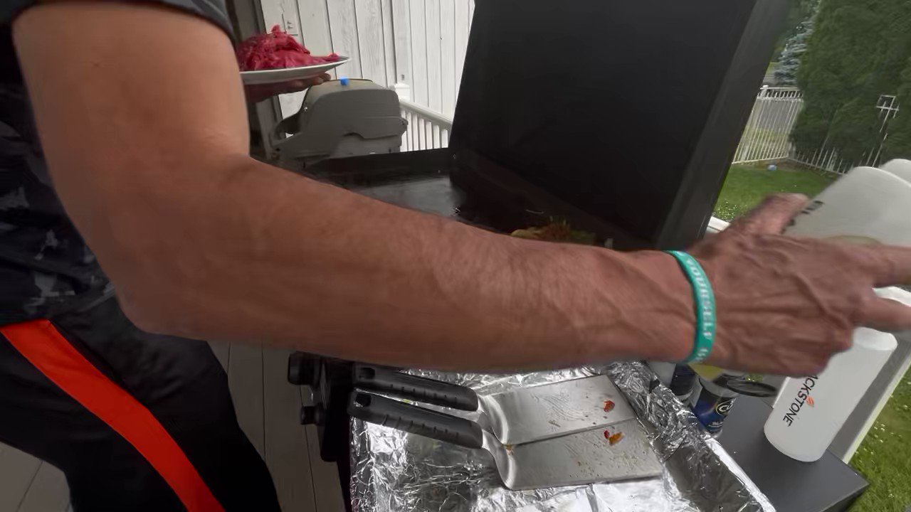 Jason Sarney on Twitter "Medium low heat. 5 minutes. Chopped ribeye