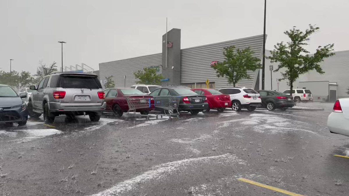 Alex Rose on Twitter "Peasized hail coming down hard at the Walmart