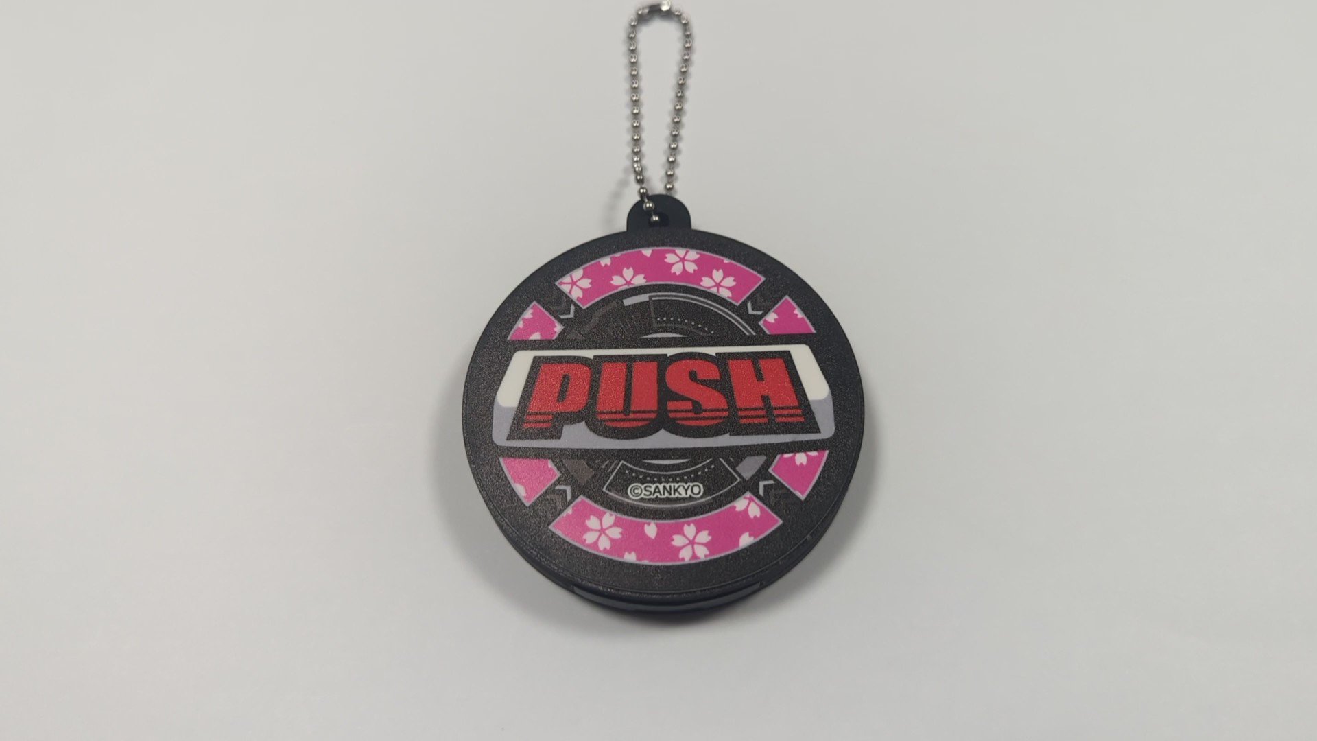 SANKYO　PUSH ボタン キーホルダー 10個セット SANKYO PUSH ボタン キーホルダー 10個セット - メルカリ