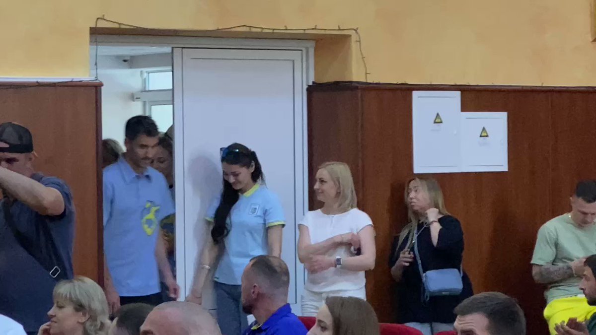Факти ICTV on Twitter: "У Києві представили форму збірної України, в ...