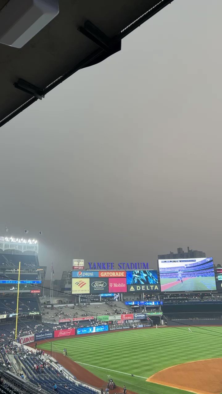 DraftKings on X: Smoke from wildfires in Canada has made its way to Yankee  Stadium 😳 This cannot be healthy. (🎥 @BrendanKutyNJ)   / X