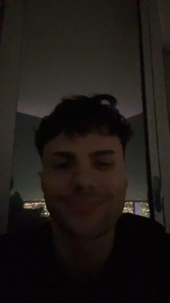 Cheesur on Twitter: “how im lookin”