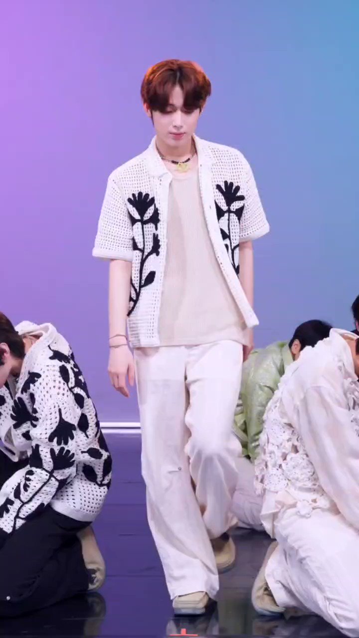ASIA ENHYPEN on X: 230609 Sacrifice (Eat Me Up) Relay Dance 🔗 #Sacrifice #EatMeUp #DARKBLOOD @ENHYPEN_members @ ENHYPEN / X