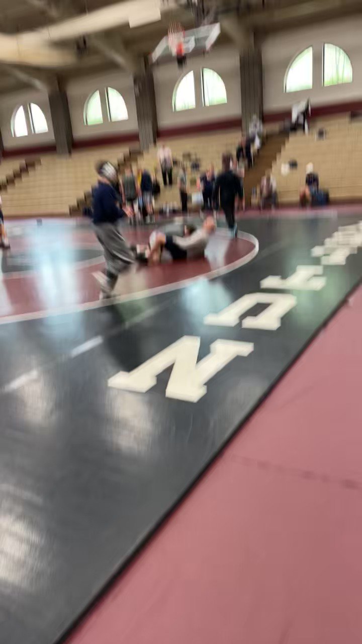 Warren Hills Wrestling (WHR_Wrestling) / Twitter