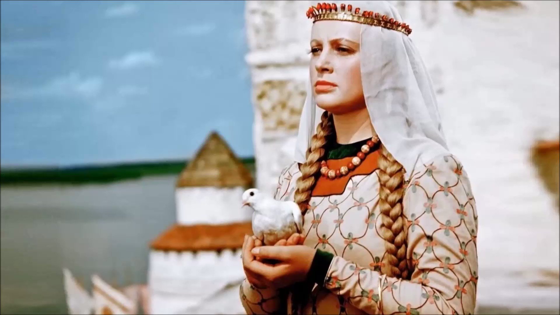 Алла Ларионова в фильме Садко