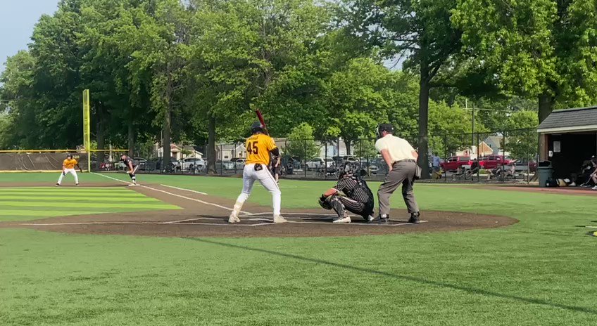Tyler Skaggs C
Champion HS 2023
18u Canes Northern Ohio
Skaggs rips a ball to the left side of the infield for a single. Scores later in the innings. https://t.co/BHqNBz9hIs