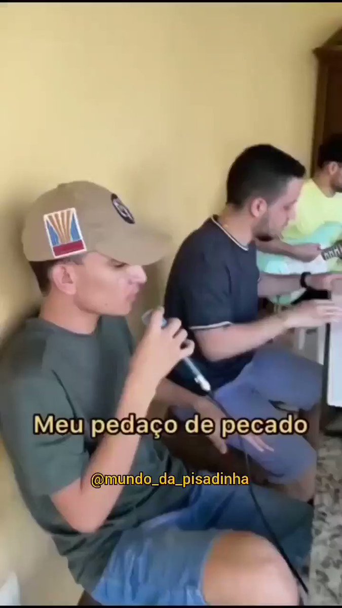 🫀. meu sol. e assim como o nascer do sol , amar você é inevitável. é