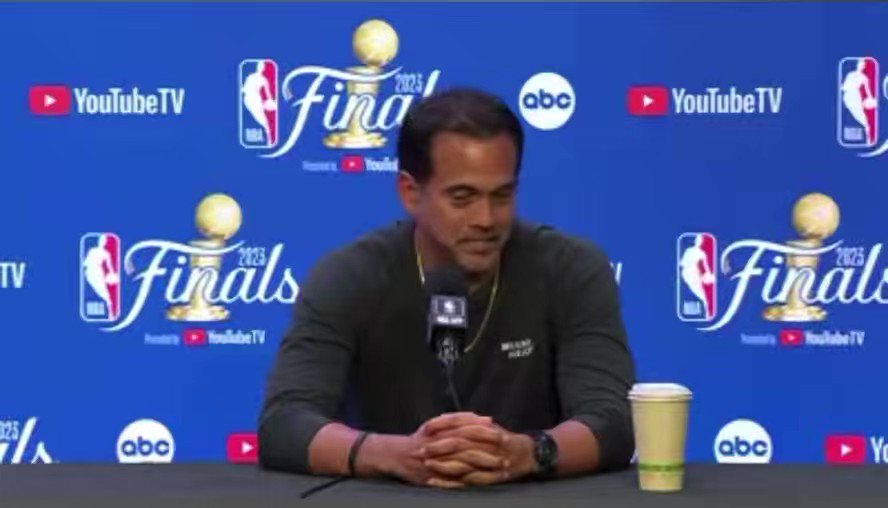 [花邊] Erik Spoelstra 回應吉祥物被擊倒一事