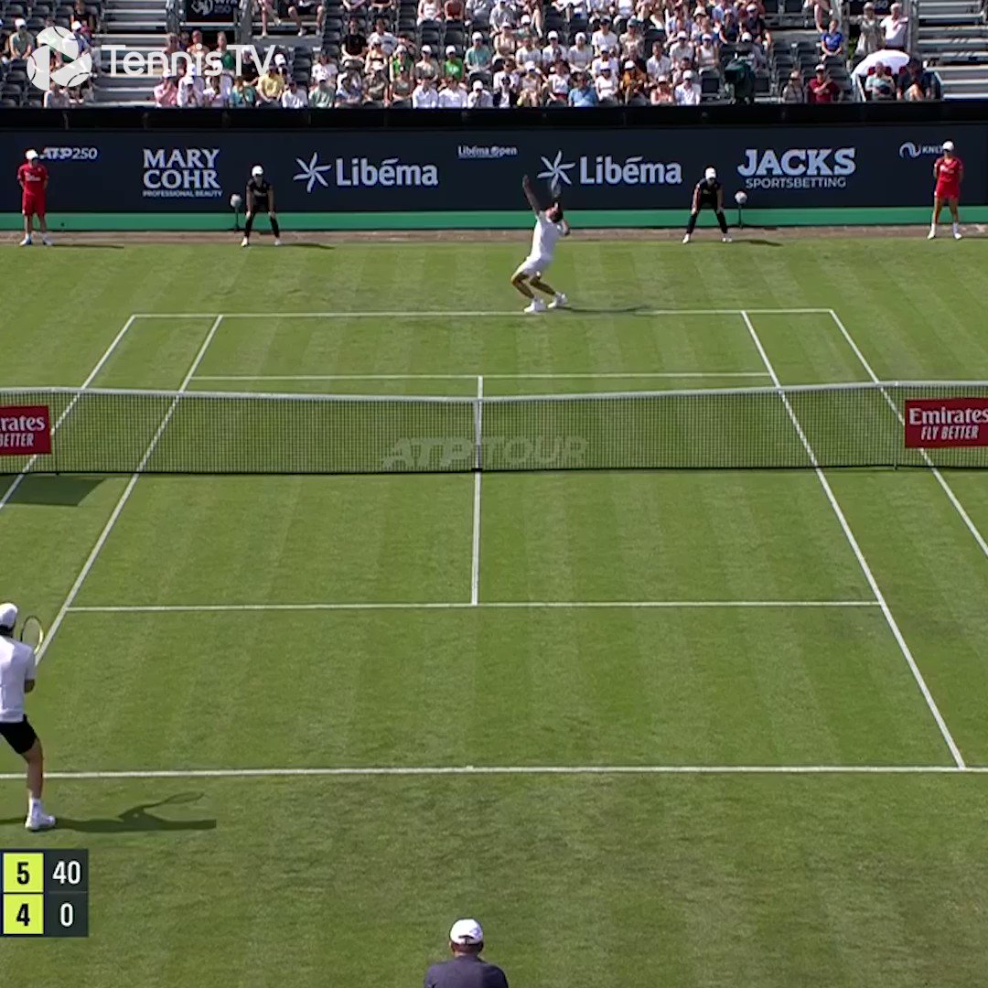 [情報] Milos Raonic兩年內首場比賽贏球啦