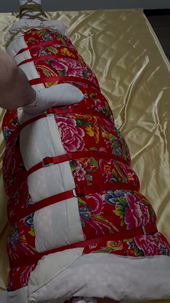 交织的身体 引发 无尽的刺激