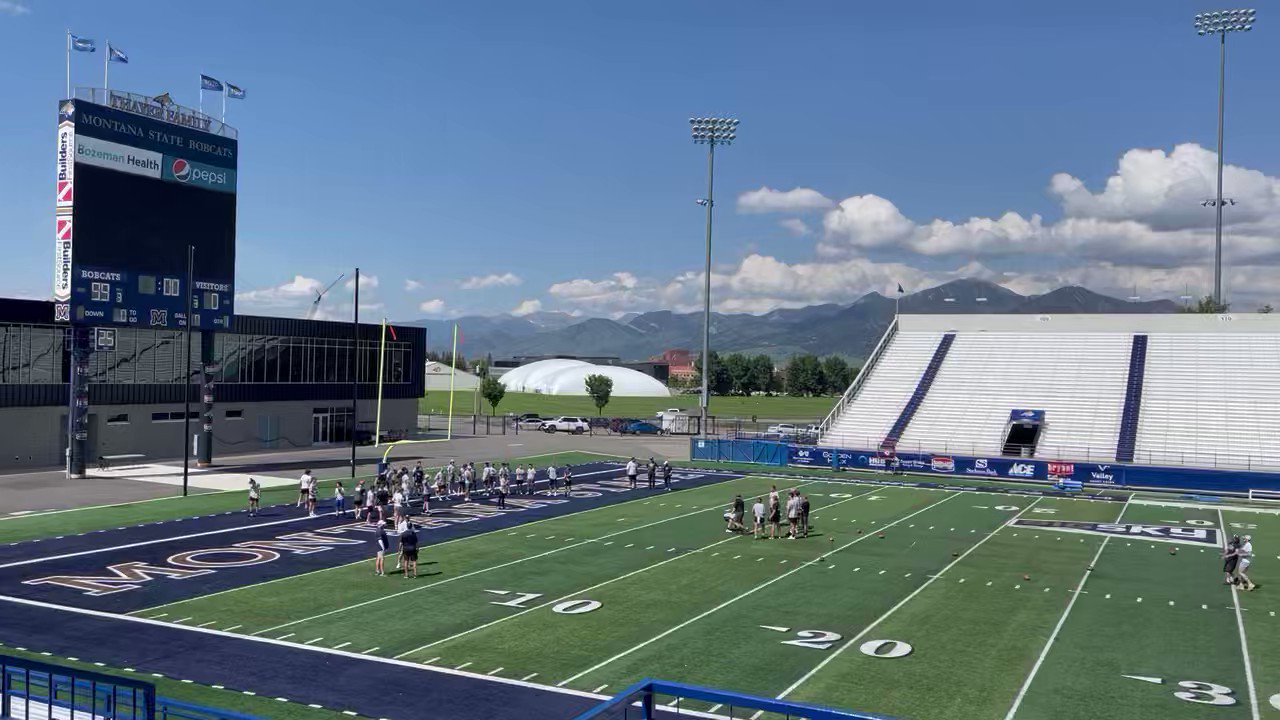 Ryan “Zuck” Zuckert c/o 2025 Kicker (ryanzuckert2025) / Twitter
