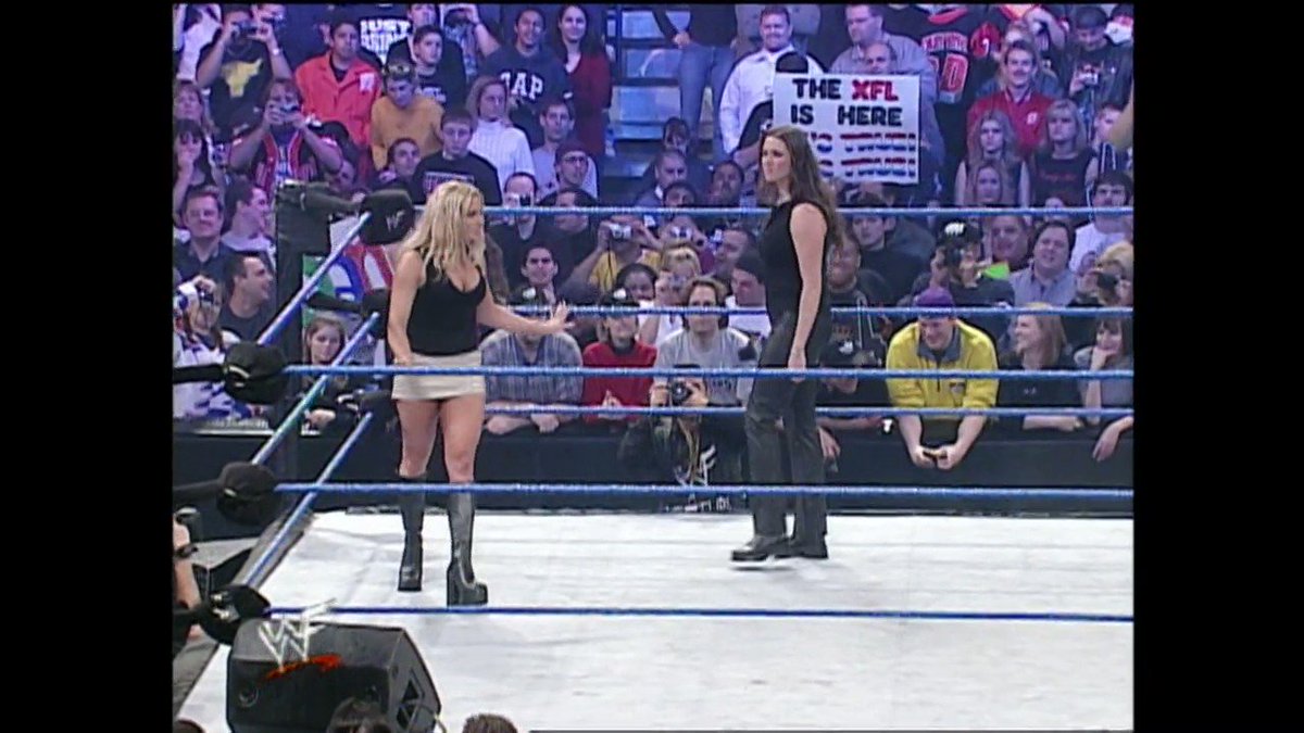 RT @wwf___diva: Stephanie McMahon-Helmsley and Trish Stratus exchange verbal barbs - January 2001 https://t.co/RCEPub4s4k