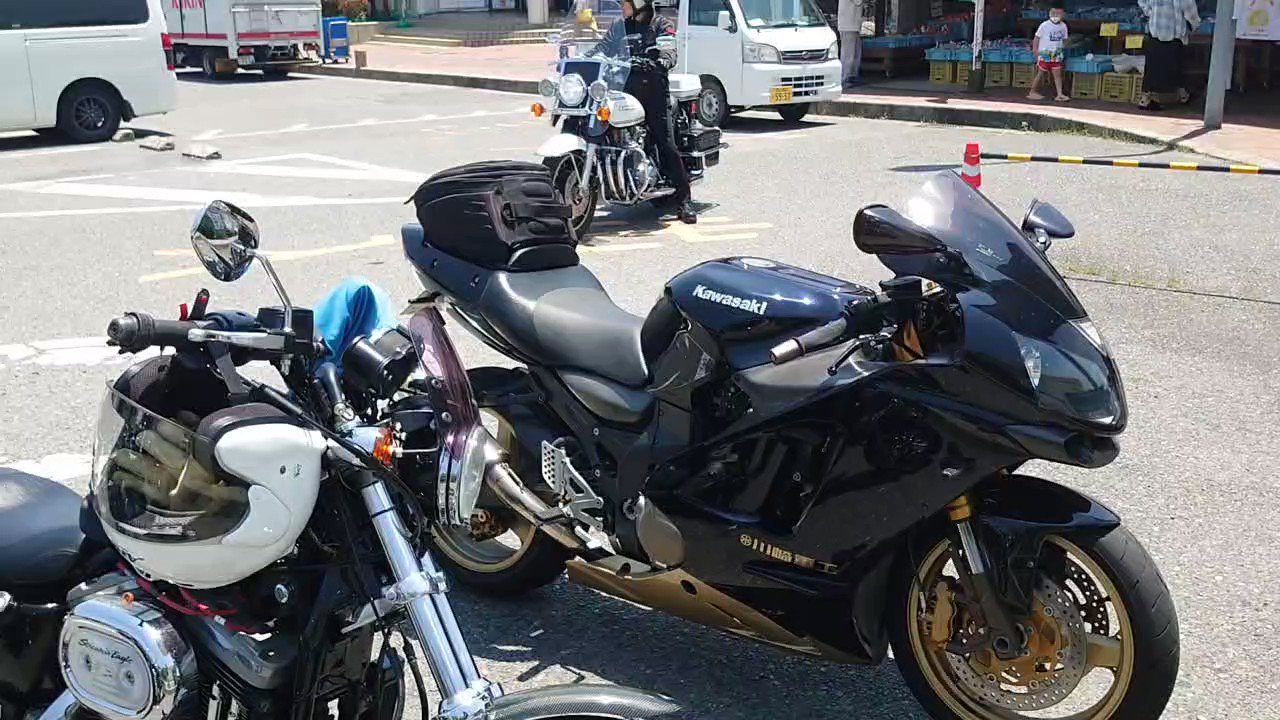 746cc - Search / X