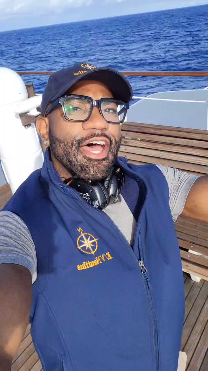 hip-hop-md-on-twitter-its-been-a-rough-trip-so-far-so-here-are-my