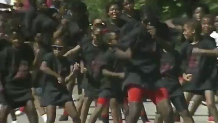 RT @AuxGod_: Happy #Juneteenth! Here’s Footage of Juneteenth parades from 1979-1991
https://t.co/nbB50bRjir