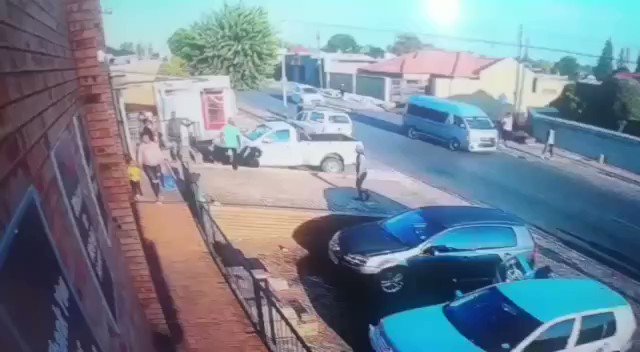 crimeinsa-on-twitter-meadowlands-zone-8-soweto-shooting-outside-pick