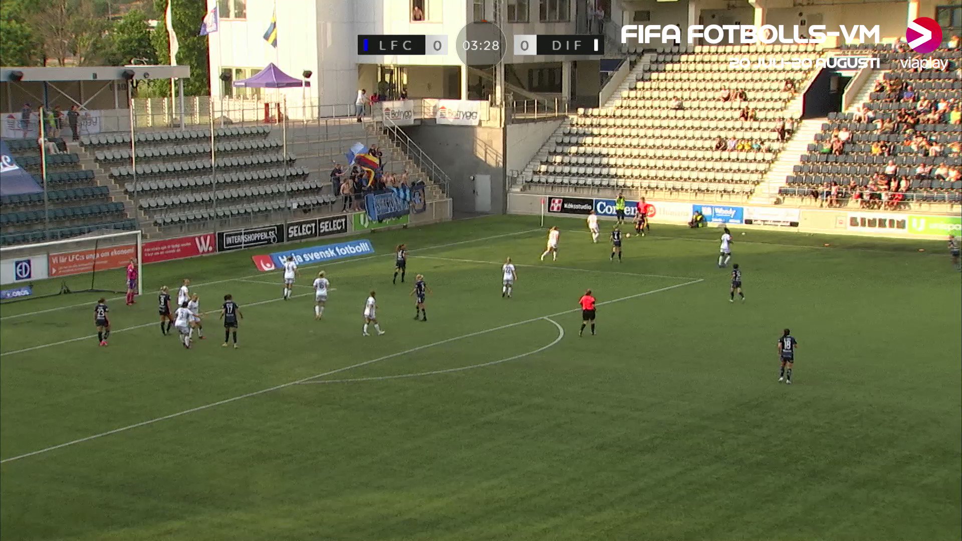 Madrömsstart för Djurgården!

Yuka Momikis inlägg når hela vägen in i mål och ger 1-0 till Linköping.”