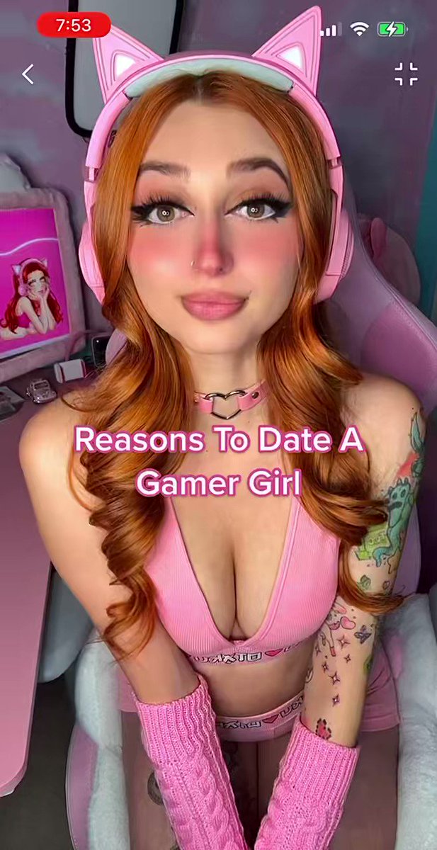 stew-on-twitter-reasons-to-date-a-gamer-girl