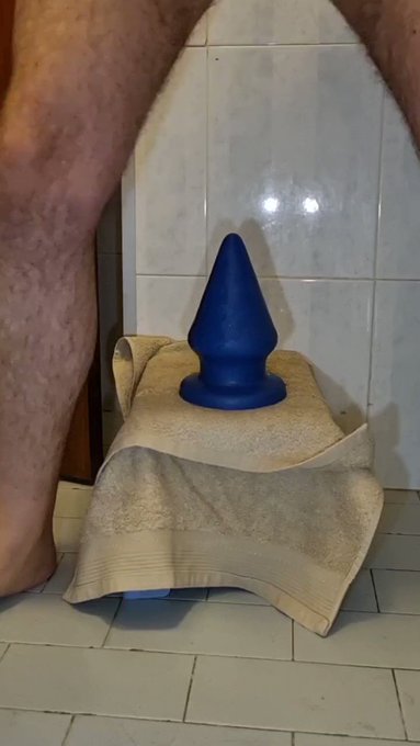 Having some fun jumping on the grip 134 from @ToppedToys. Love that with this massive boy I can't even<a class="tags" target="_blank" title="On Twitter" href="/?out=eyJ0eXAiOiJKV1QiLCJhbGciOiJIUzUxMiJ9.eyJpYXQiOjE3MjQ5MjE4NDgsImlzcyI6InR3cG9ybnN0YXJzLmNvbSIsIm5iZiI6MTcyNDkyMTg0OCwiZXhwIjoxNzU2NDU3ODQ4LCJyZWRpcmVjdF91cmwiOiJodHRwczovL3R3aXR0ZXIuY29tL1RvcHBlZFRveXMifQ.0Hbe05HwbX0klP-sYoHe78m3l1zs_NFWxCwmex49qSDclwV2HdU8KWzBXVSCLwu2RFAXegdKScnQG1VQn-EFQw">@ToppedToys</a><a href="/tag/rosebud"class="tags"><span>#rosebud</span></a><a href="/tag/pee"class="tags"><span>#pee</span></a><a href="/tag/piss"class="tags"><span>#piss</span></a><a href="/tag/prolapse"class="tags"><span>#prolapse</span></a><a href="/tag/limpdick"class="tags"><span>#limpdick</span></a>