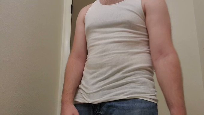 Anonymous D’s pics and videos