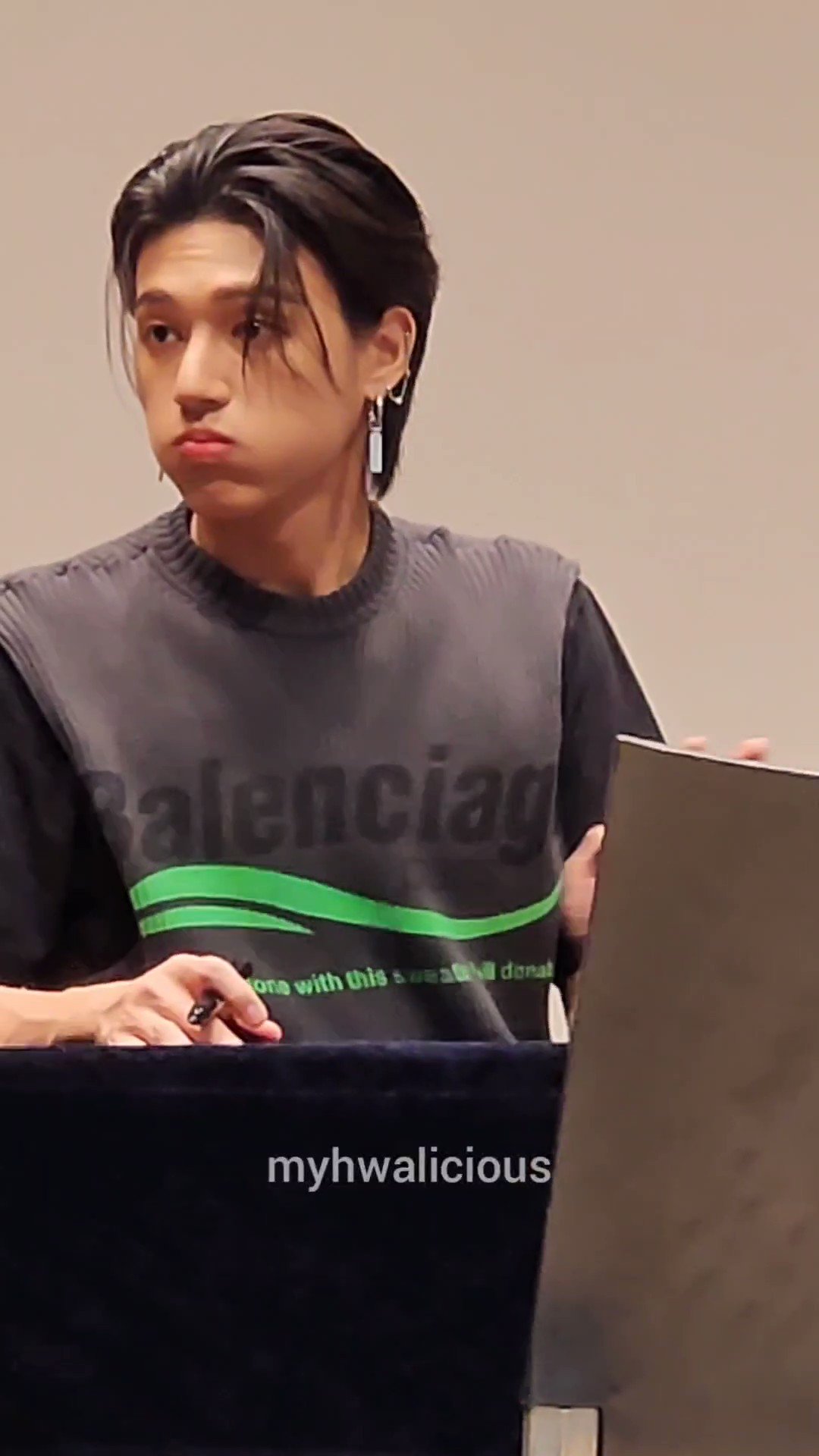 On Twitter Wooyoungs Arms Yo 230622 ATEEZ BOUNCY On Twitter Wooyoungs Arms Yo 230622 ATEEZ BOUNCY