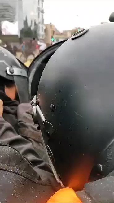 The global assault against democracy continues.
Here, heavy clashes with police in Argentina province of Jujuy.  Bolivia's 