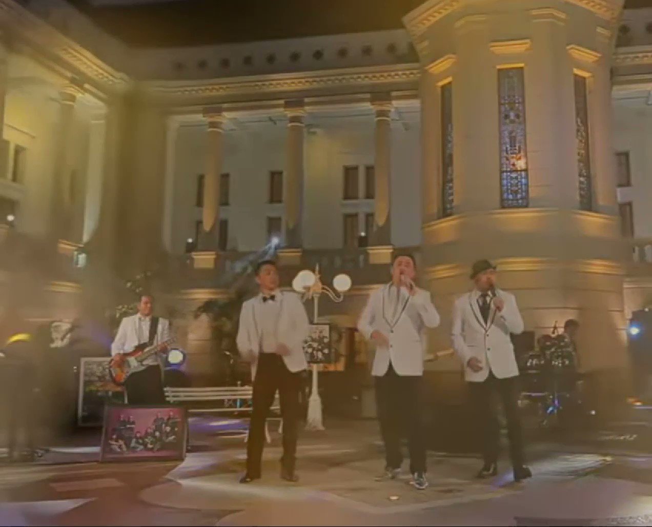 Fir on Twitter: "WHY HEESEUNG SOUNDS SO FLUENT AND WHY LIKE HE ALREADY