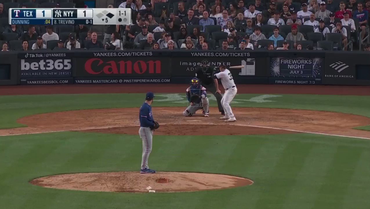 [分享] Isiah Kiner-Falefa另類的盜壘失敗