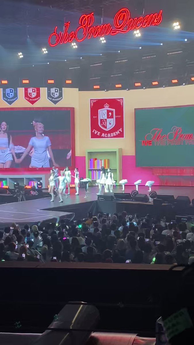 I AM IVE loop on Twitter "IVE singing SNSD Kim Taeyeon "I" live at