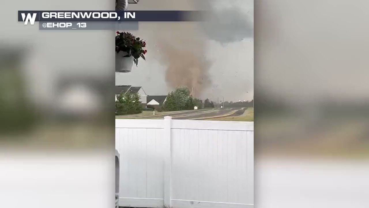 WeatherNation on Twitter "Wow! Check out this intense and closeup
