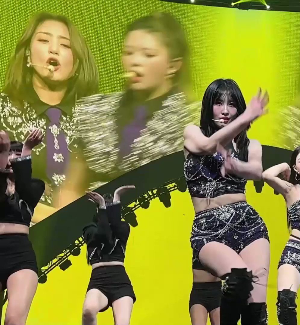 lai⋆.ೃ࿔*・ on Twitter "RT ollyssi the quality of this vid!!!!! 😳😳🥵🔥"