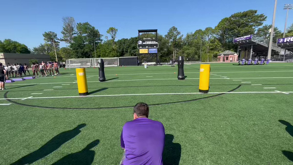 north-alabama-football-on-twitter-monday-came-in-hot-huge-thanks-to