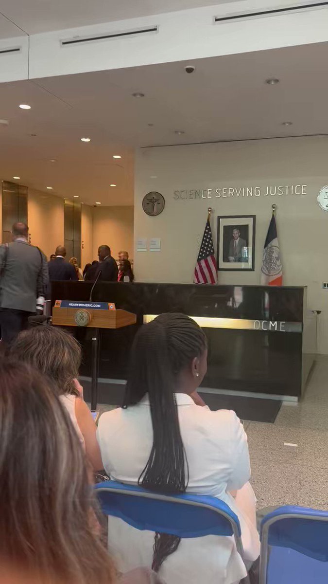 katie-honan-on-twitter-again-the-mayor-walked-out-to-his-theme-song