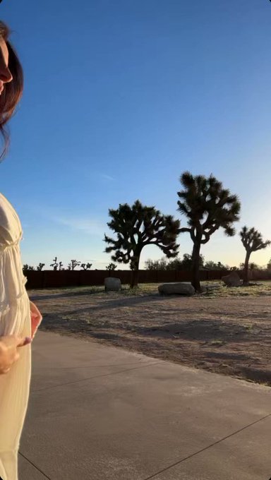 Your favorite Monday surprise ?? Wish you were here with me! ?

Want to follow my limited time xxx pregnancy