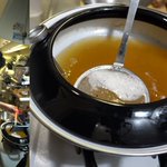 もはやこぼすってレベルじゃねーんだが!揚げ物丁寧にしていたのに・・・。