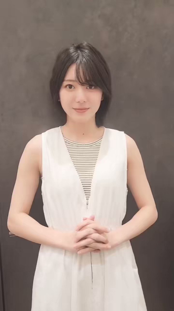 【スペシャルブック】AKB48 大西桃香 2nd写真集『桃の眺め方』 大西桃香（AKB48）2nd写真集『桃の眺め方』@Loppi・HMV