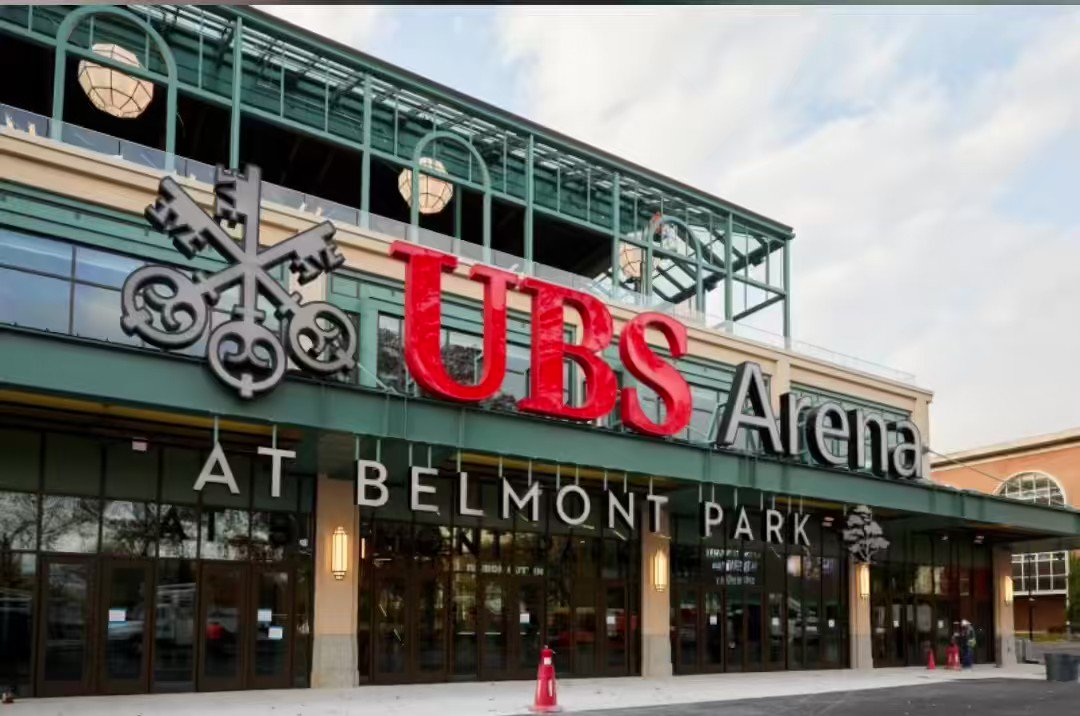 Kim M. on Twitter "Me seeing the isles schedule come out"