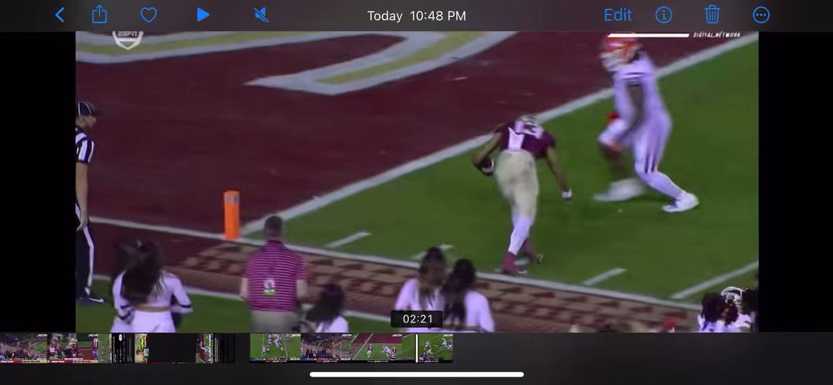 Pretend this is Tim Tebow. Remove the bias. Was this a fumble into the end zone? I know it’s not the best angle for the line but the only angle showing the drop. Regardless incredible hustle by @ChrisDMac10 https://t.co/5D0pKUBXHO