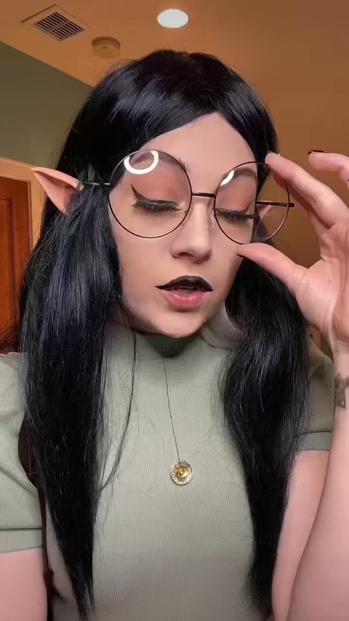 Meredith on Twitter "*King wig ardawigs Le Tigre Classic in Raven