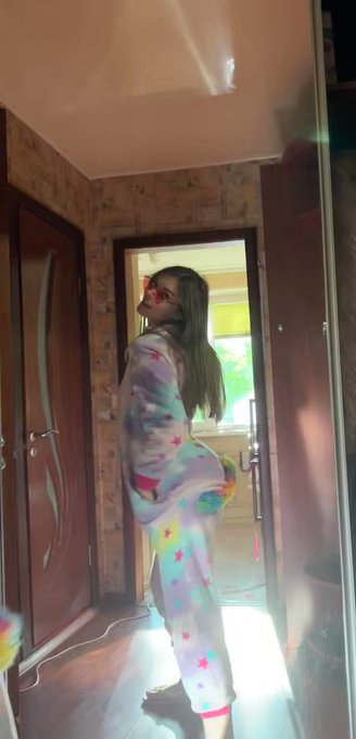 Настроение, что хочется танцевать 💃🏻 https://t.co/IEwMoj3DPY<a href="/tag/alex_charger_"class="tags"><span>#alex_charger_</span></a>