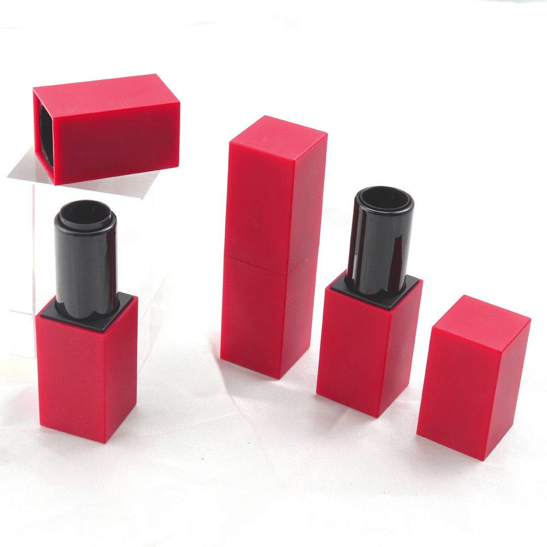 Ready stock Magnetic Snap lipstick tube,can print your logo by a small quantity,packing materials,cosmetics small quantity customization
*Item No.:BO546
*Inner Diameter:12.1mm
*Net weight:about 3.5g
*Can customize colors and surface finish by an enough order quantity https://t.co/9VuWQ88pOR