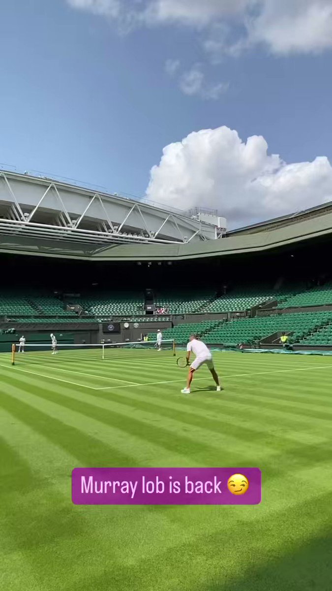 RT @drivevolleys: Andy Murray’s lob is back on Wimbledon Centre Court, let’s goooo #wimbledon https://t.co/nfgvsXHBS7