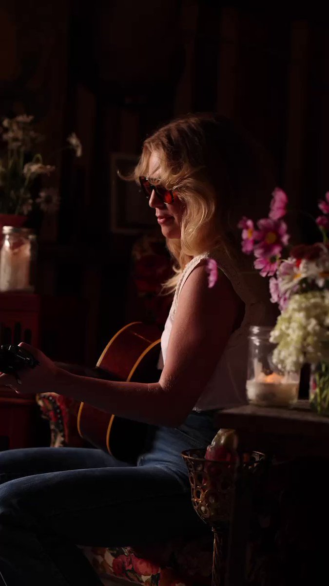 Erin Viancourt (@peachpiemusic)  X