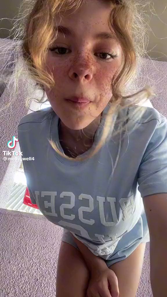 Video oleh @Lano_pipipi