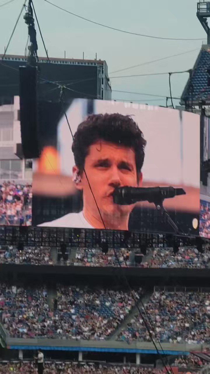 John Mayer Updates on Twitter "John Mayer opened with an acoustic set