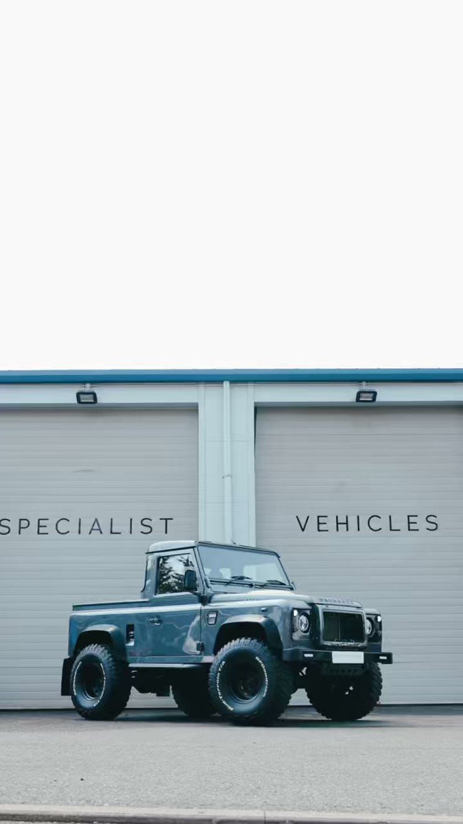 Our videos lose the music when not posted on Instagram… but it would silly for us not to put this content up on Twitter! 

This is our Land Rover #Defender, fully restored by our in house Land Rover Specialist… now for sale! Head to our website for more details #landrover https://t.co/GobomrWq4M