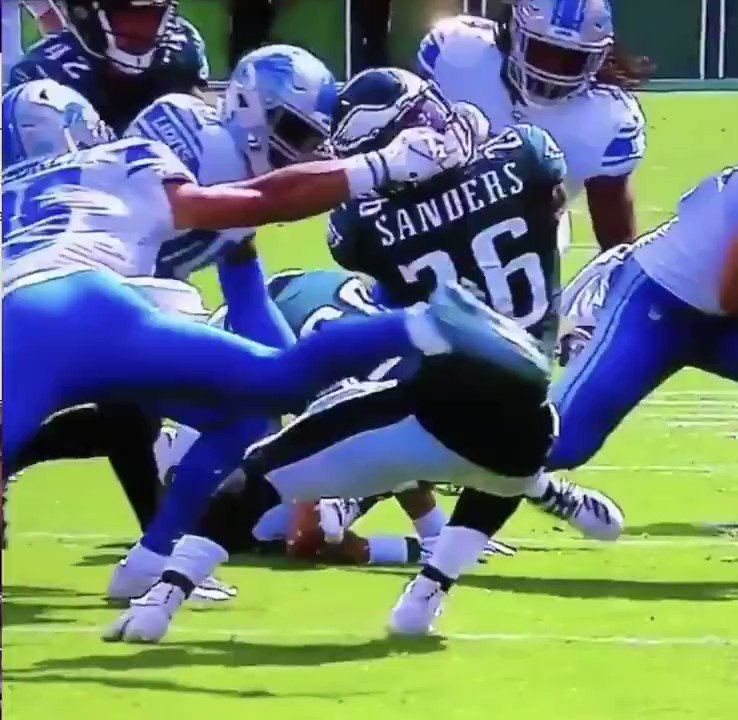 RT @FootbaIl_Tweets: Throwback to the worst missed face mask of all time https://t.co/EuRmLibFry